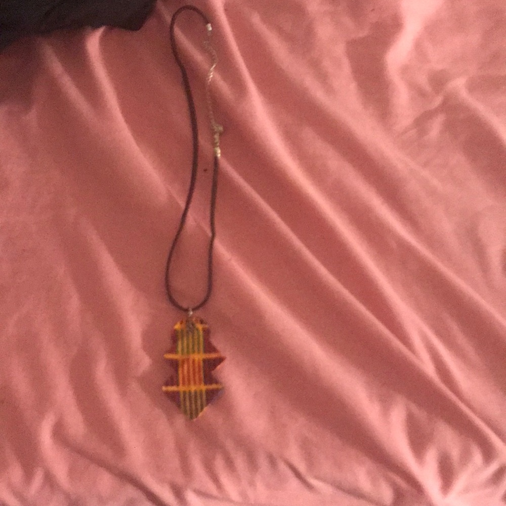 Necklace - Picture 2 of 2